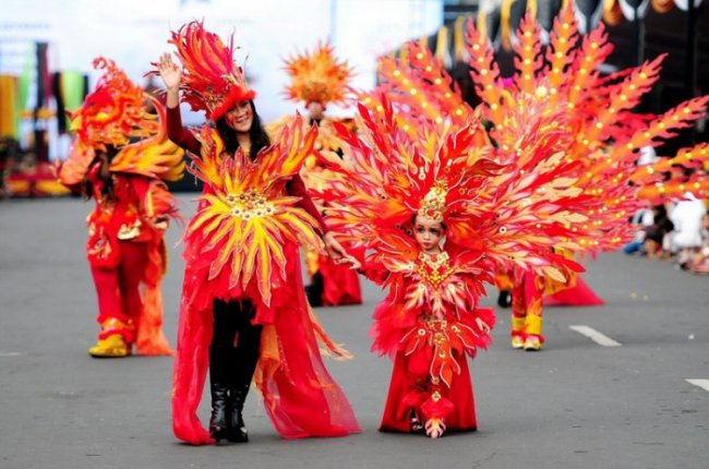 Jember Fashion Carnaval в Индонезии