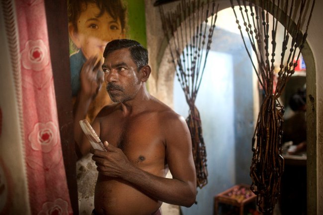 Умирающие традиции рыбалки на сваях в Шри-Ланке