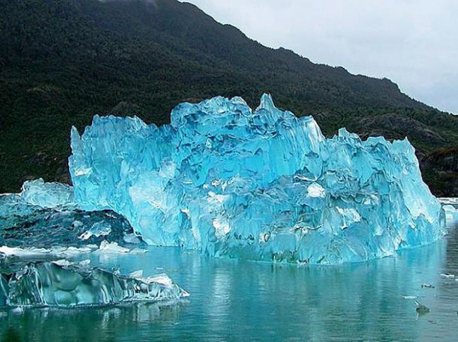 25 удивительных айсбергов и ледников со всего мира
