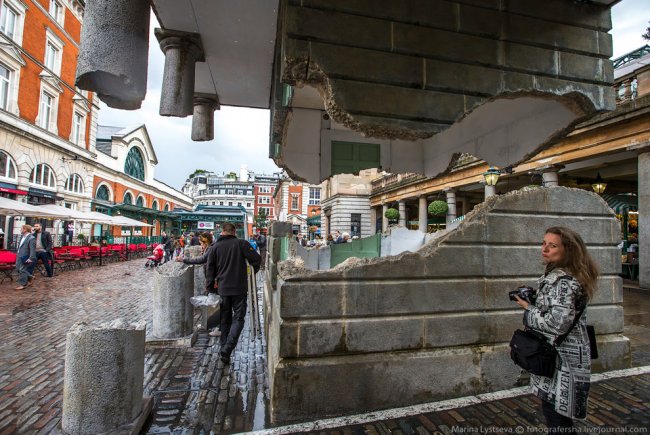 Летающий дом в центре Лондона