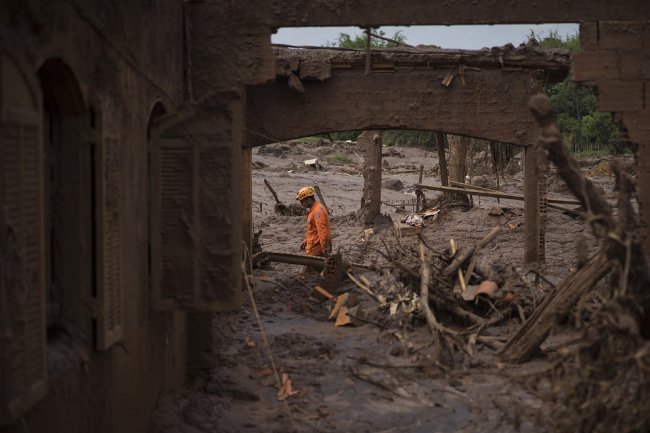 Техногенная катастрофа: токсичная грязь в Бразилии