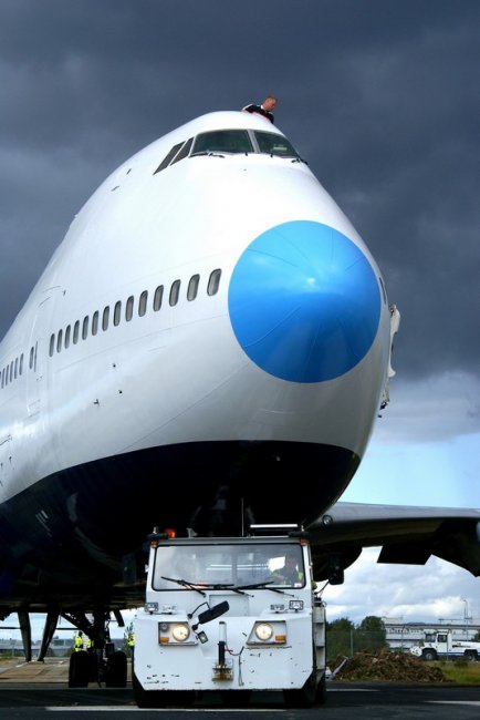 Недорогой отель в самолете Boeing 747 в Стокгольме