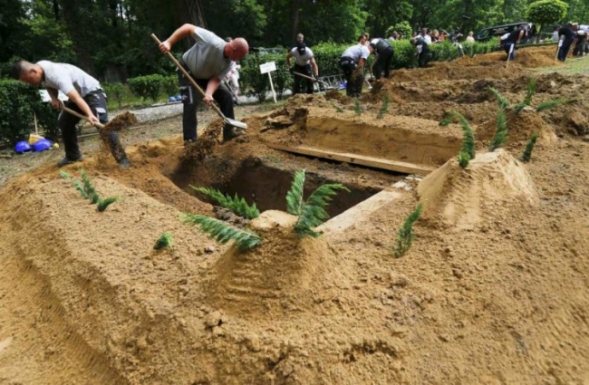 Конкурс могильщиков в Венгрии