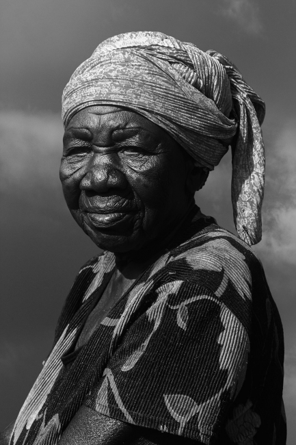 Африканские ведьмы: портреты женщин, обвинённых в колдовстве