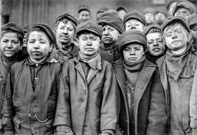 Детский труд в Америке XX века: фотографии детей на угольных и цинковых шах ...