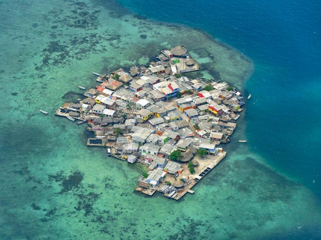 Santa Cruz del Islote – один из самых маленьких населённых островов в мире