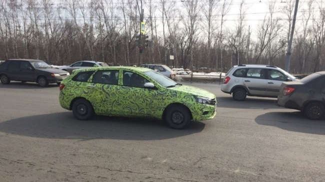 В Тольятти сфотографировали на тестах Lada Vesta универсал