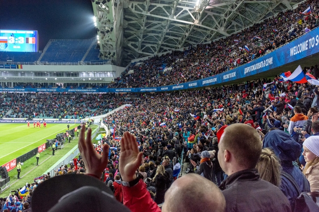 В Сочи официально открыли после реконструкции стадион "Фишт"