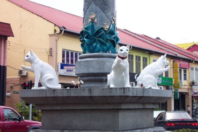Кучинг: город кошек в Малайзии