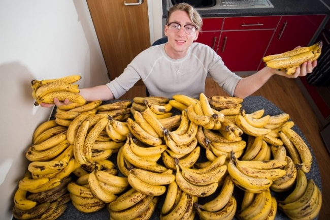 Диета этого датчанина – 150 бананов в неделю
