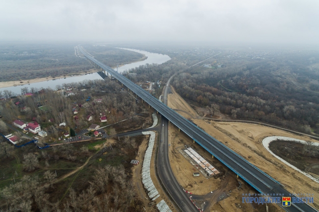 Ход строительства моста через Ахтубу в Волгограде