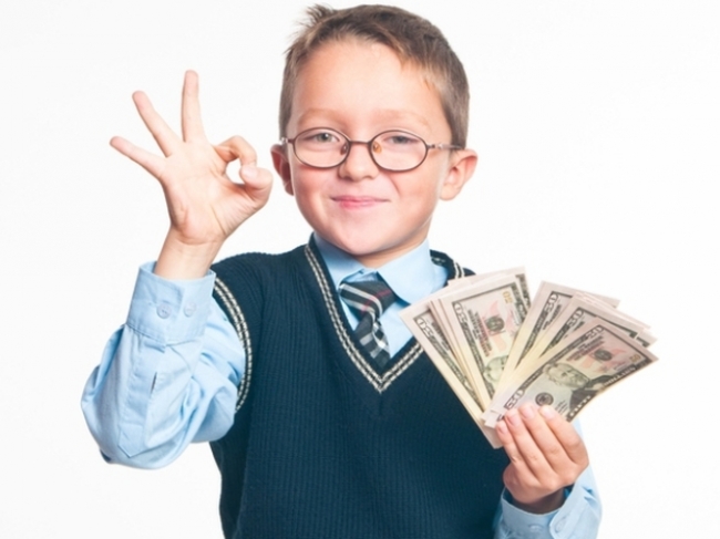 Стоит ли давать карманные деньги детям и как родители влияют на финансовый  ...