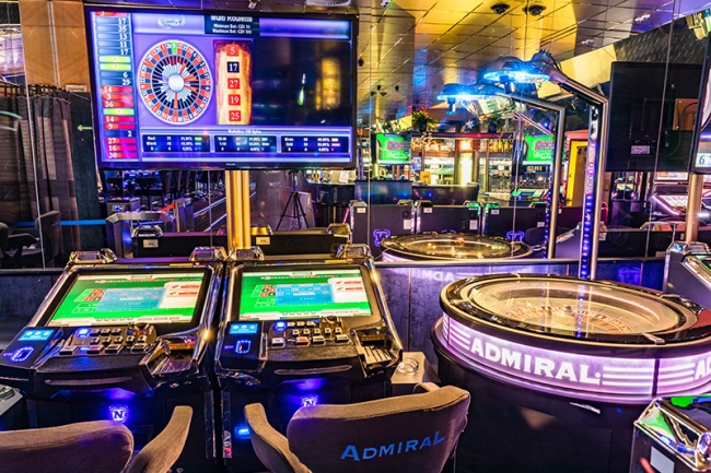 Игровые автоматы казино Адмирал