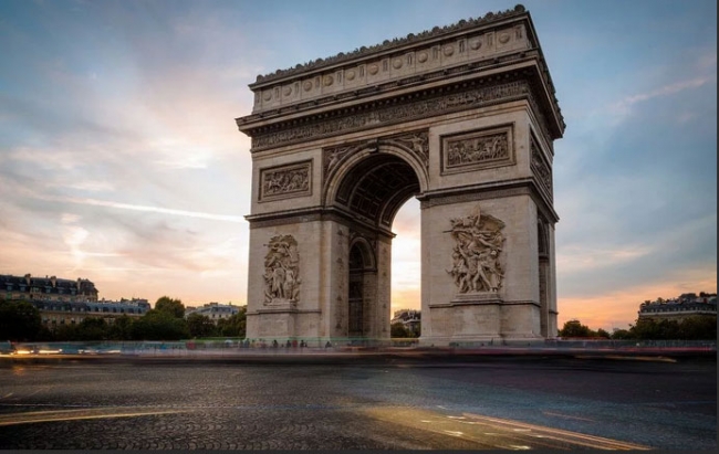 Три популярные достопримечательности Парижа