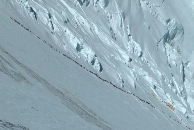 Малоизвестные факты про Эверест (10 фото)
