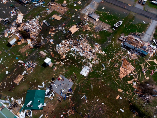 Ураган четвертой категории Лаура в США