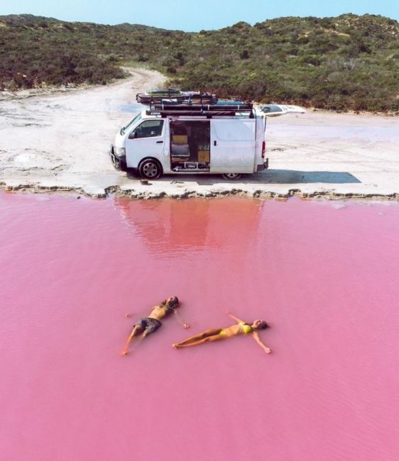Австралийское чудо лагуна с розовой водой
