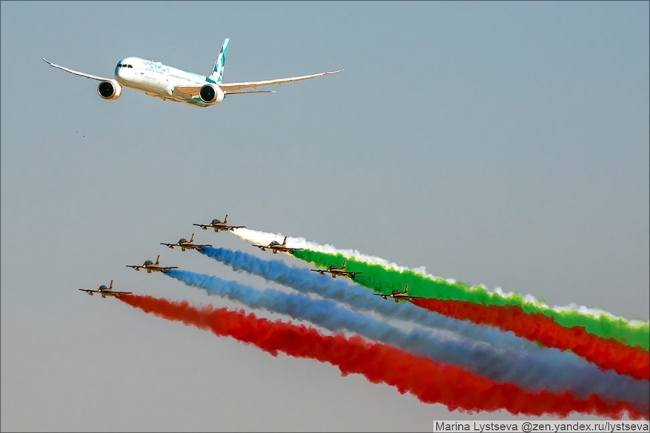 Dubai Air Show 2021. Эффектные кадры с авиашоу