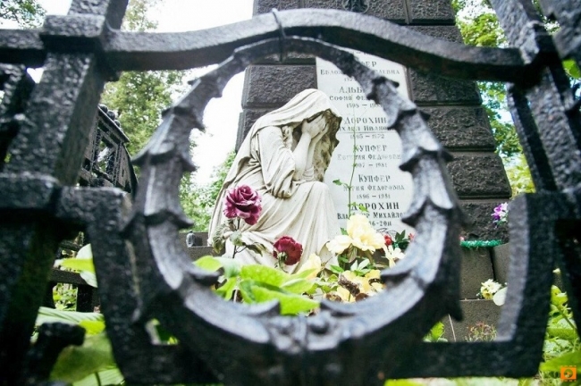 Загадочные погосты: 3 знаменитых московских кладбища с призраками