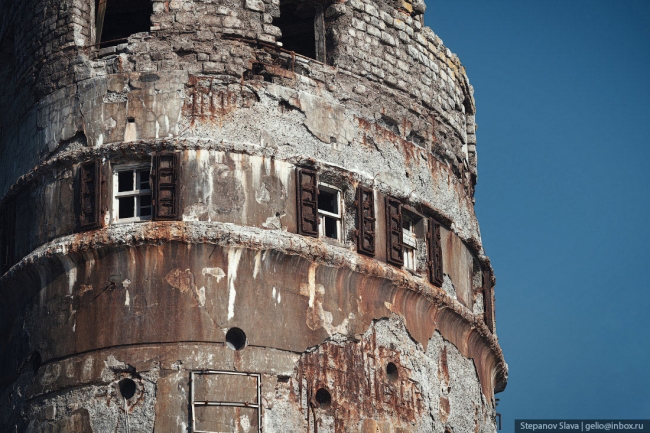 Маяк Анива — заброшенный японский маяк на Сахалине