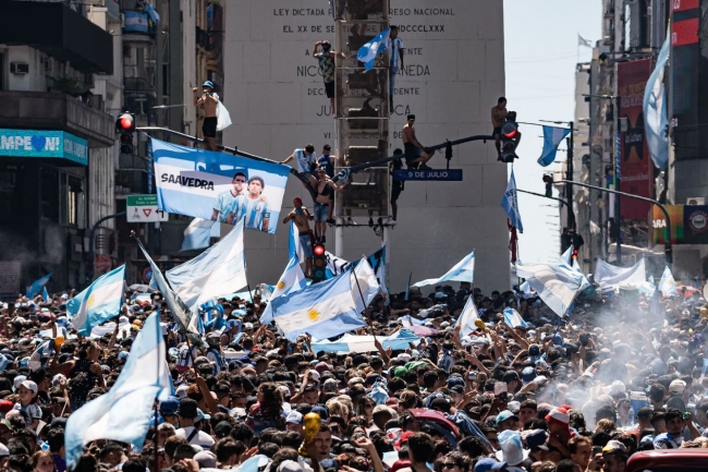 Как Аргентина праздновала победу на Чемпионате мира по футболу