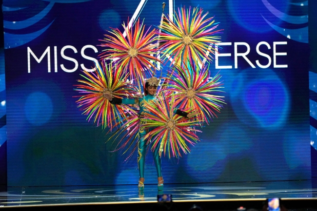 Костюмы с 71 Конкурса «Мисс Вселенная»
