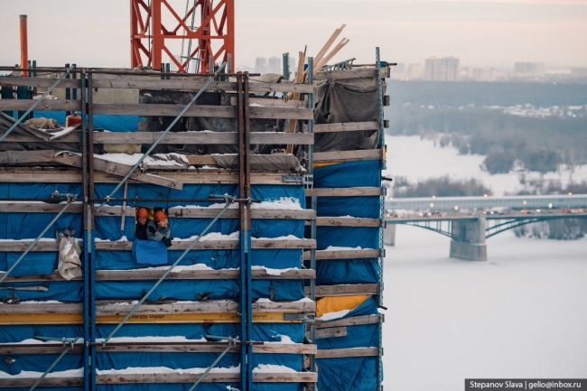 Как строят Центральный мост в Новосибирске