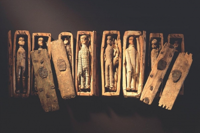 Загадка старинных деревянных трупов из Шотландии