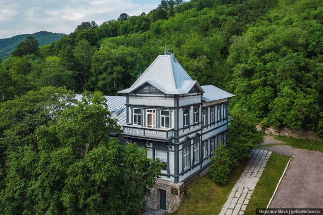 Петропавловск-Камчатский с высоты — город вулканов и землетрясений