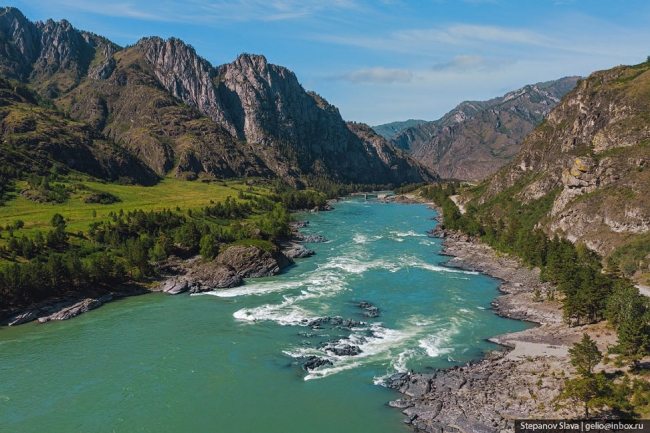 Катунь — крупнейшая река Алтая