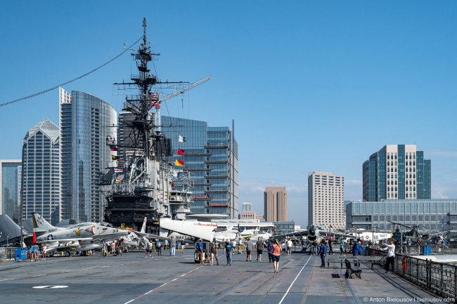 Авианосец-музей USS Midway