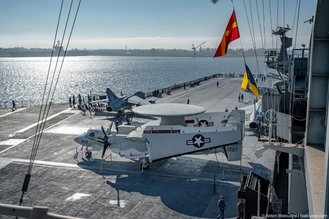 Авианосец-музей USS Midway