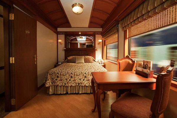 Экспресс Махараджей — самый роскошный поезд