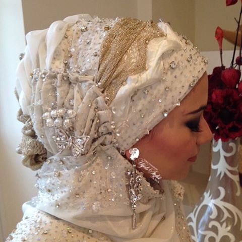 28 прекрасных невест, которые выходили замуж в хиджабе