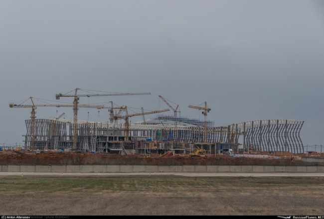 Строительство аэровокзалов в Симферополе и Перми