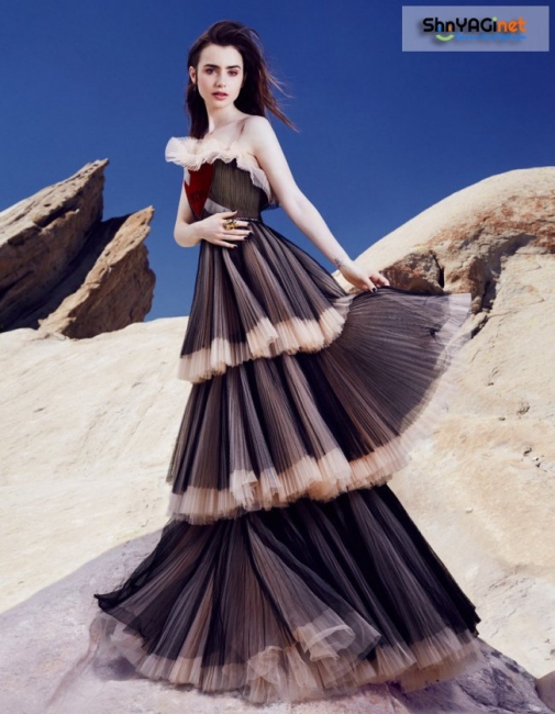 Лили Коллинз в красивых платьях для Glamour Magazine.