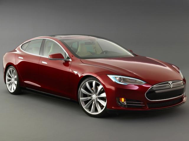 Стильный и привлекательный автомобиль - Tesla Model S