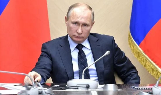 Американские СМИ обвинили Путина в «виртуальном гипнозе американцев»