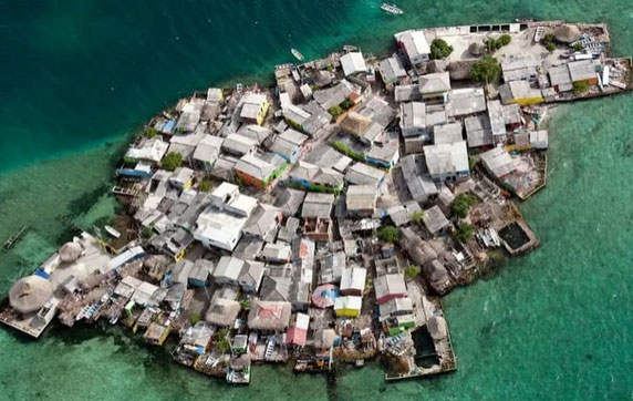 Самый густонаселённый остров на Земле